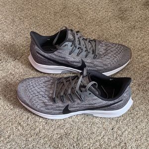 Women’s Nike air Zoom Pegasus Running Shoe